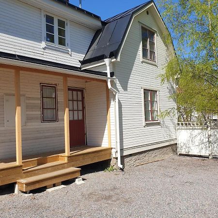 Söderhamn Vaelrenoverad Fin Laegenhet I Charmigt Omrade מראה חיצוני תמונה